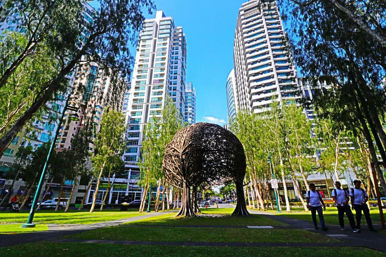 Oasis Regency @ Fort Victoria Bgc タギッグ エクステリア 写真