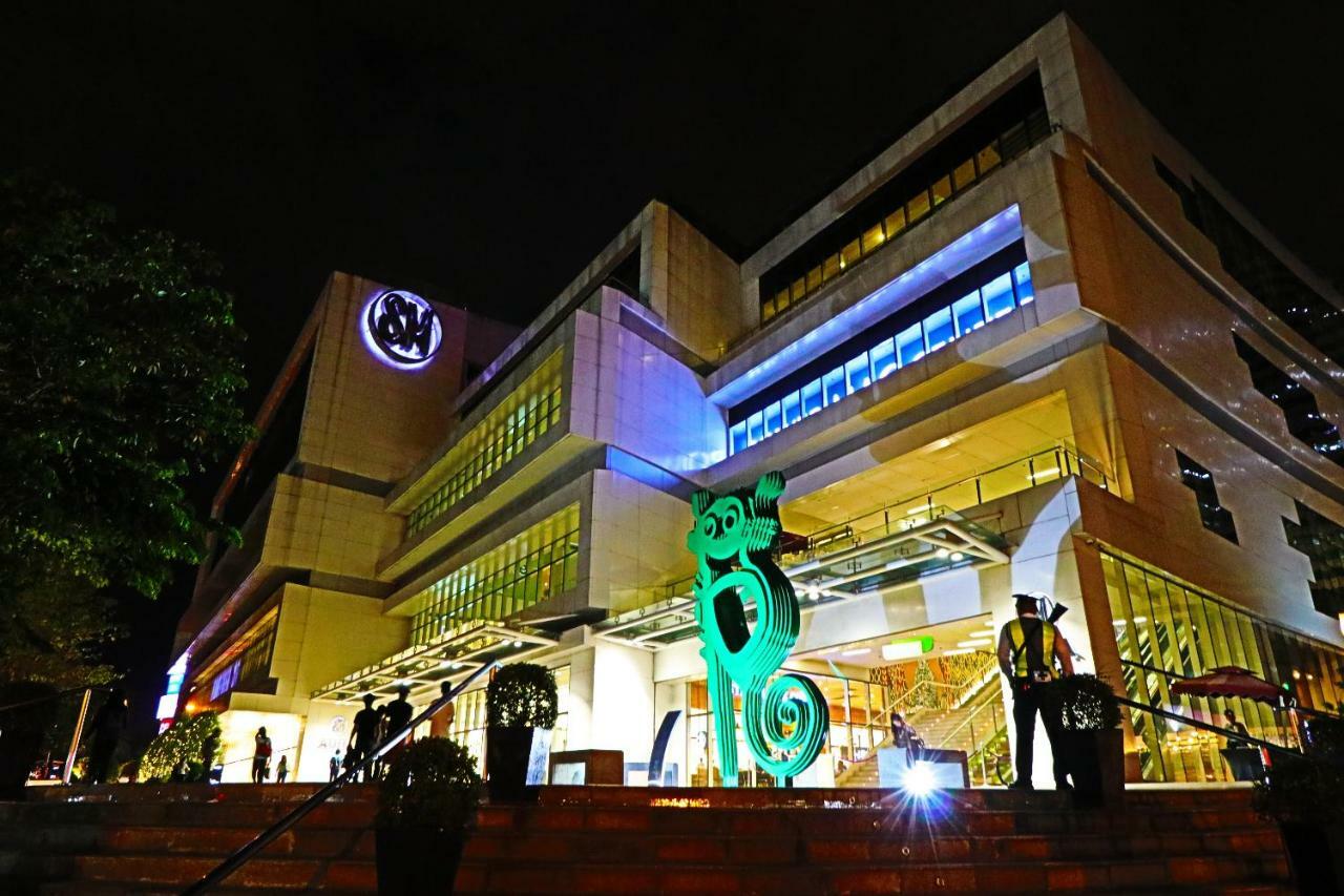 Oasis Regency @ Fort Victoria Bgc タギッグ エクステリア 写真